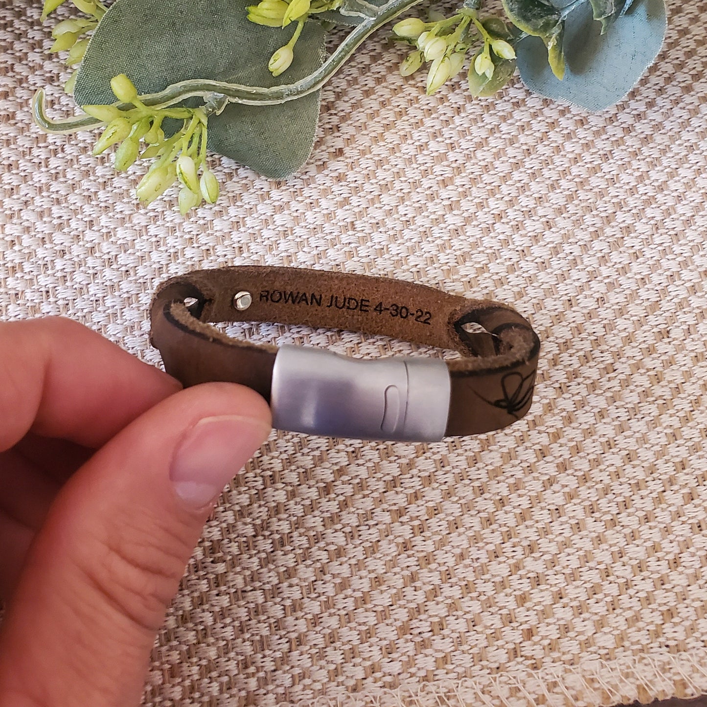 Mom and Dad of an Angel Leather Memorial Bracelet | Infant Loss Gift for Bereaved Parent | Miscarriage Present | Sympathy Jewelry